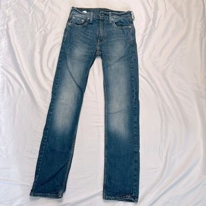 LEVIS 513 jeans 28x32 - great condition.